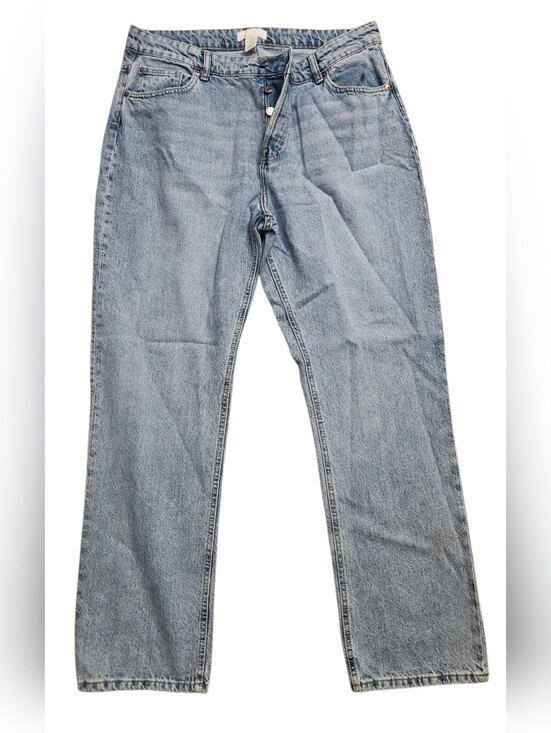 H&M Denim - H&M Straight Lightwash Button Fly Jeans Women 14
